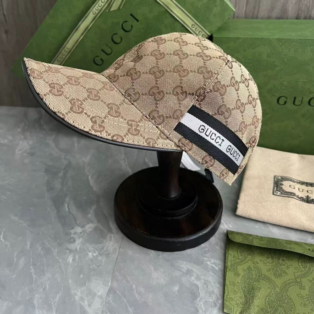 Gucci GG Canvas Baseball Cap with Side Web Detail - Picture 3 of 4